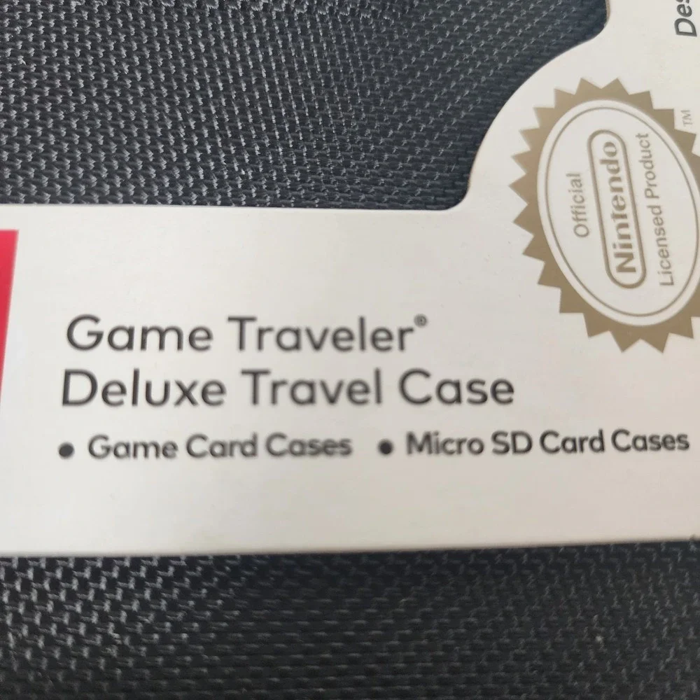 Nintendo Switch Game Traveler Deluxe Travel Case NNS40 New Licensed